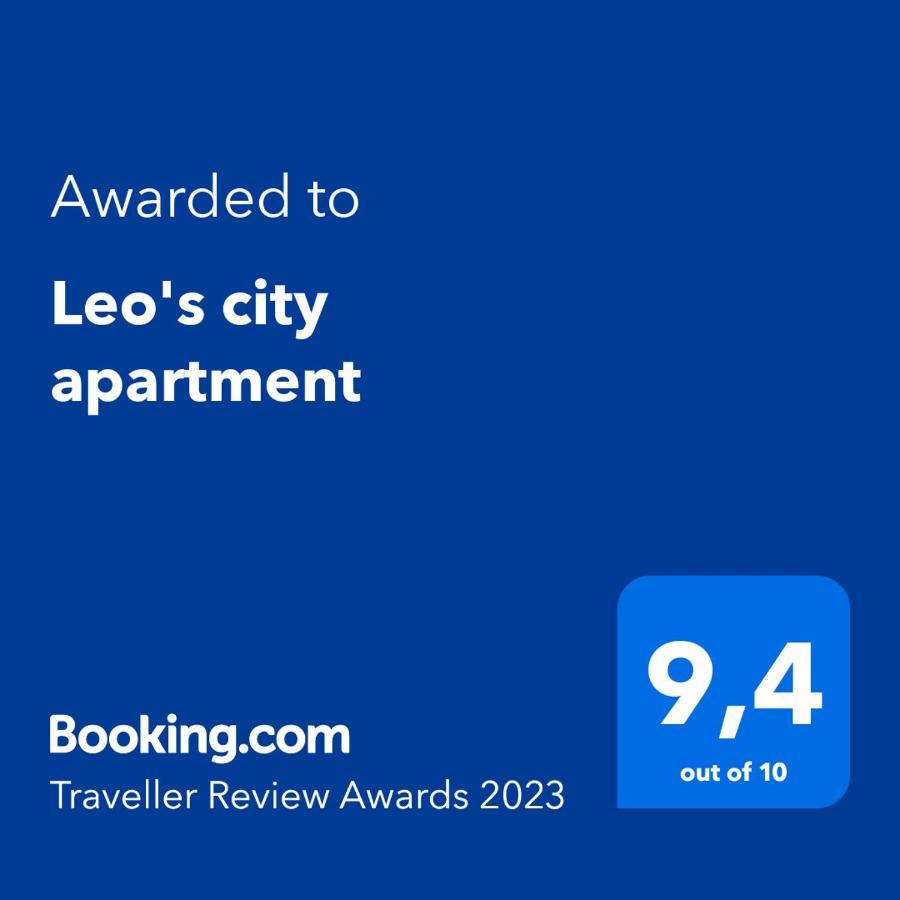 Leo's Apartment *